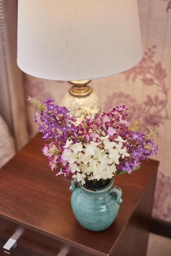 Purple Pearl On French Boulevard Apartamento Odesa Exterior foto